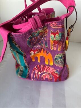 Pink Multicolor Cat-Print Shoulder Bag